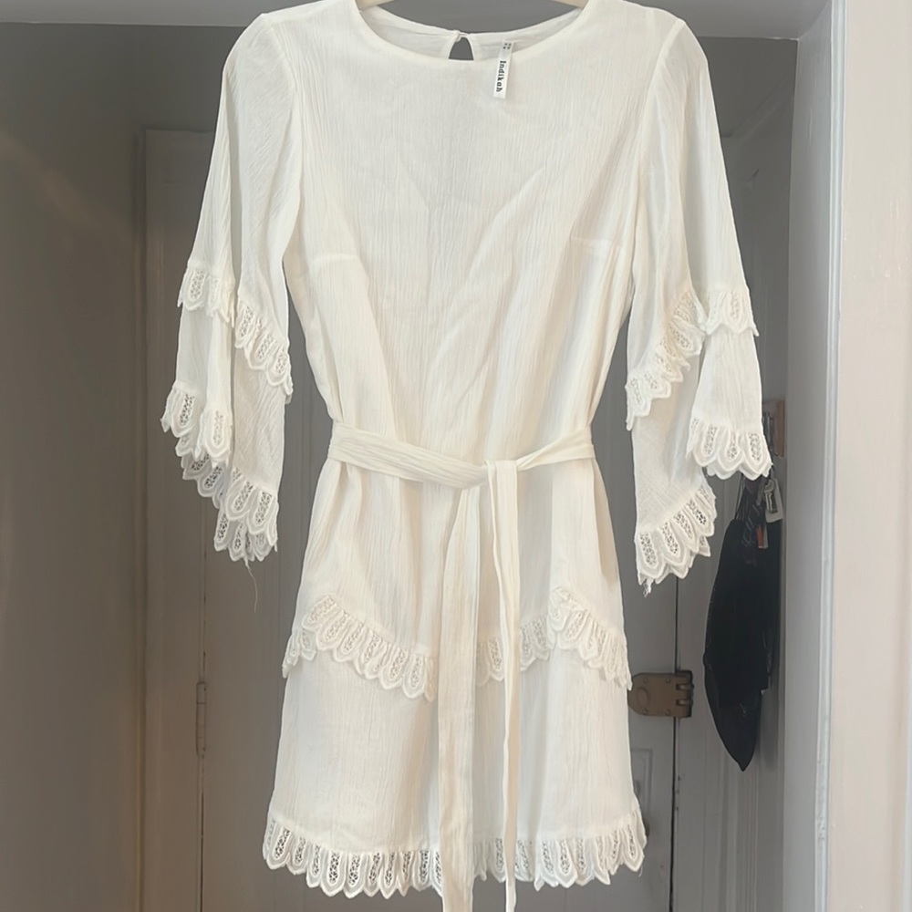 Selfie Leslie White Dress
